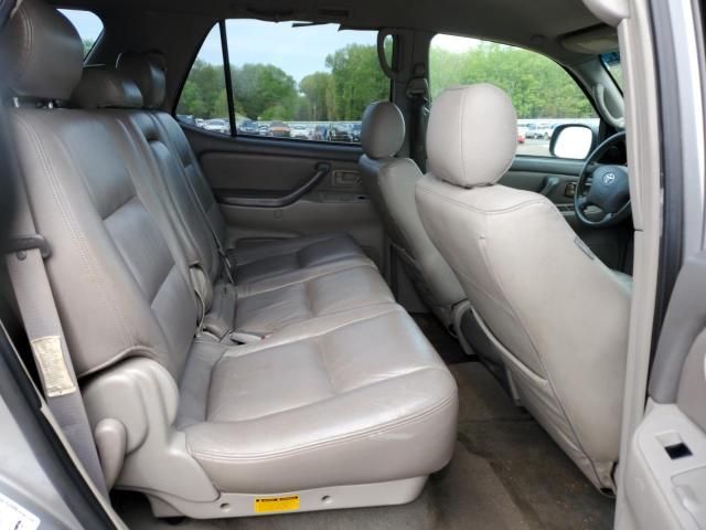 2003 Toyota Sequoia SR5