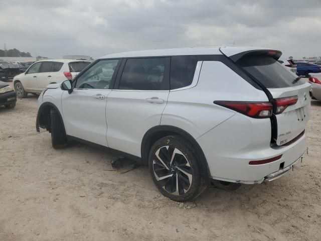 2023 Mitsubishi Outlander SE