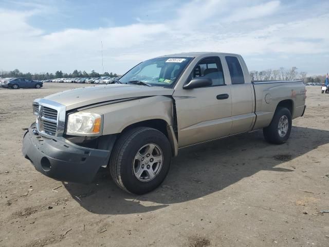 2005 Dodge Dakota SLT