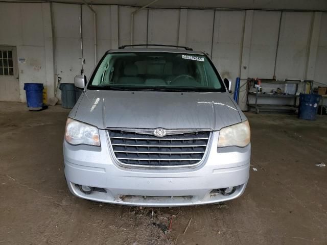 2010 Chrysler Town & Country Touring