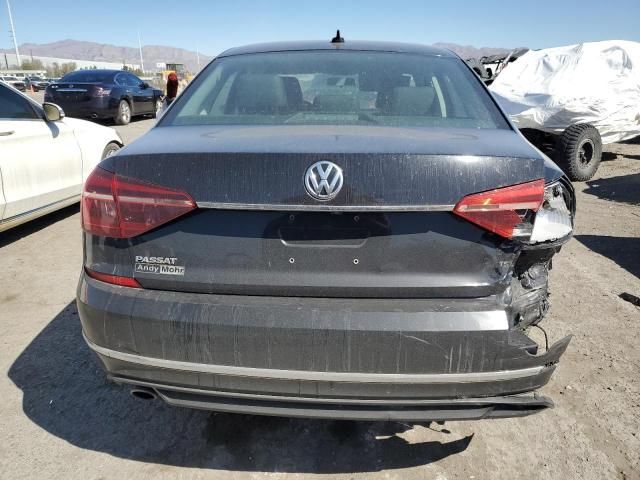 2017 Volkswagen Passat R-Line