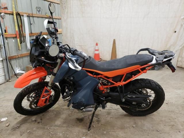 2023 KTM 890 Adventure R