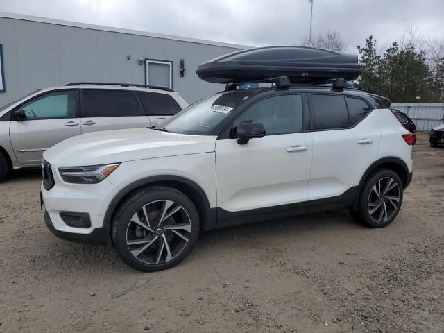 2019 Volvo XC40 T5 R-Design