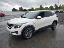 KIA Vehiculos salvage en venta: 2021 KIA Seltos LX