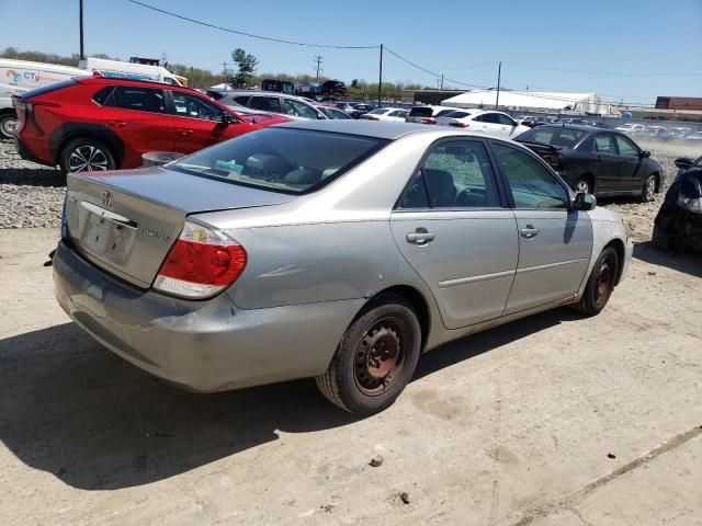 2005 Toyota Camry LE