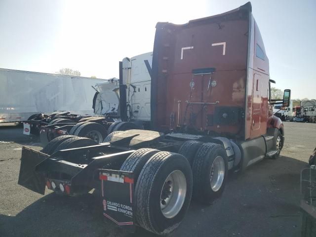 2019 Kenworth Construction T680