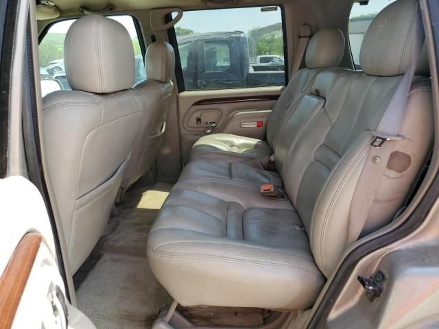 2000 Cadillac Escalade