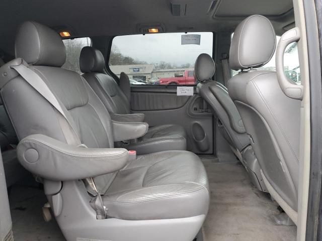 2007 Toyota Sienna XLE