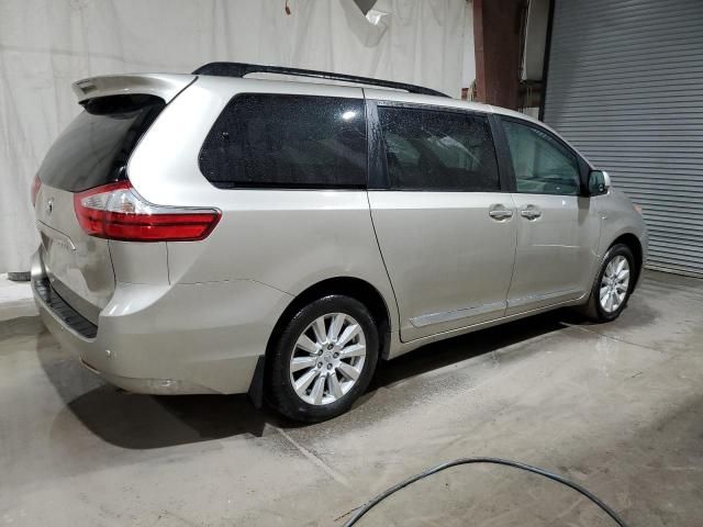 2017 Toyota Sienna XLE