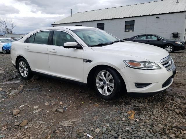 2011 Ford Taurus SEL