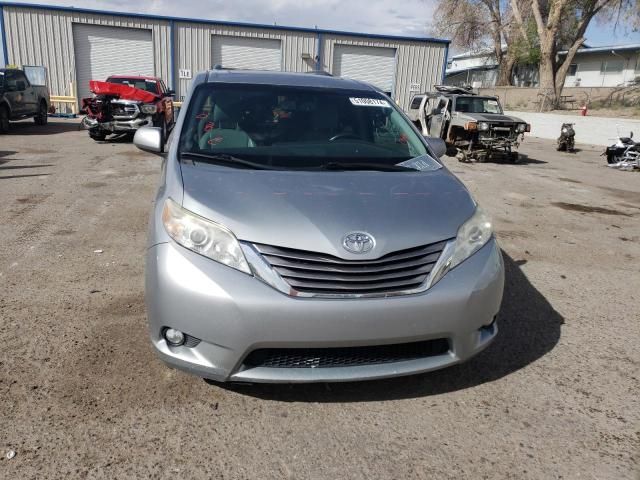 2015 Toyota Sienna XLE