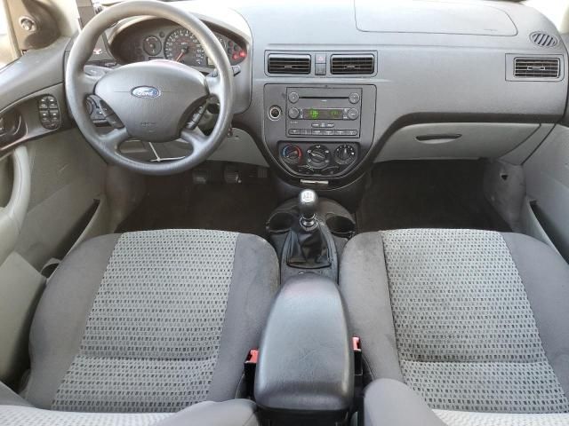 2007 Ford Focus ZX4