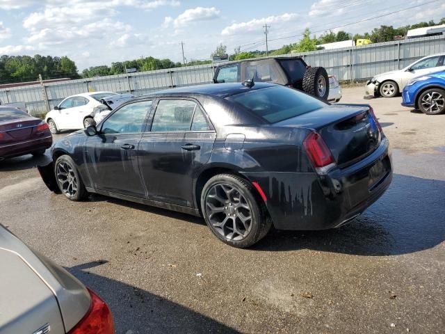 2019 Chrysler 300 Touring