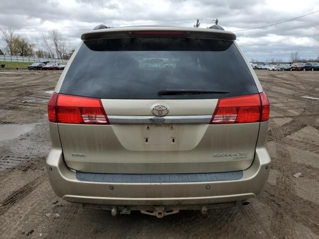 2004 Toyota Sienna XLE