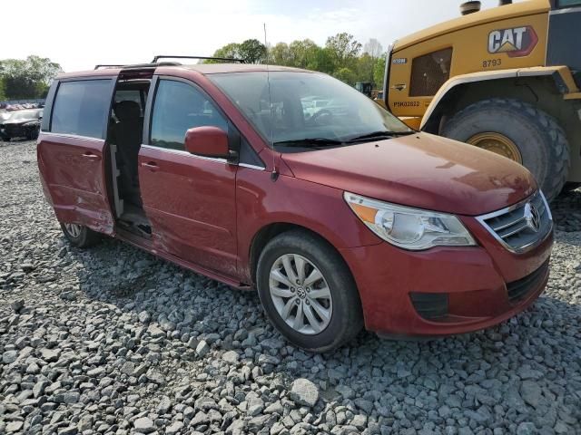 2012 Volkswagen Routan SE