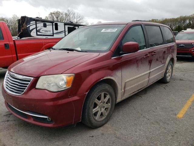 2013 Chrysler Town & Country Touring