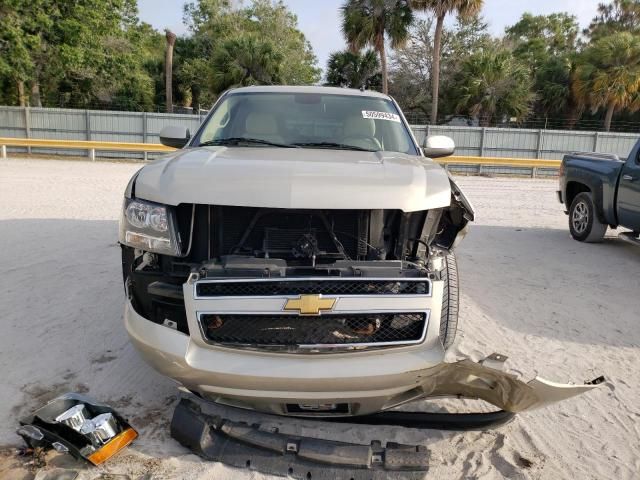 2013 Chevrolet Suburban C1500  LS