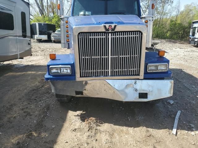 2005 Western Star Conventional 4900FA