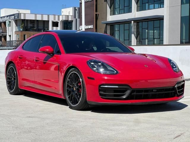 2022 Porsche Panamera 4S