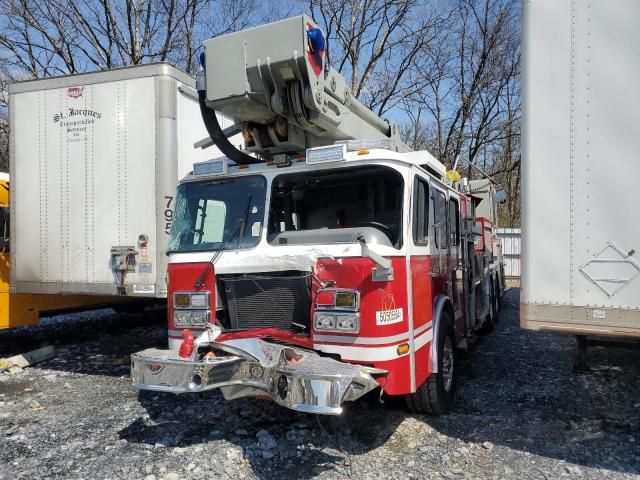 2005 Emergency One Firetruck