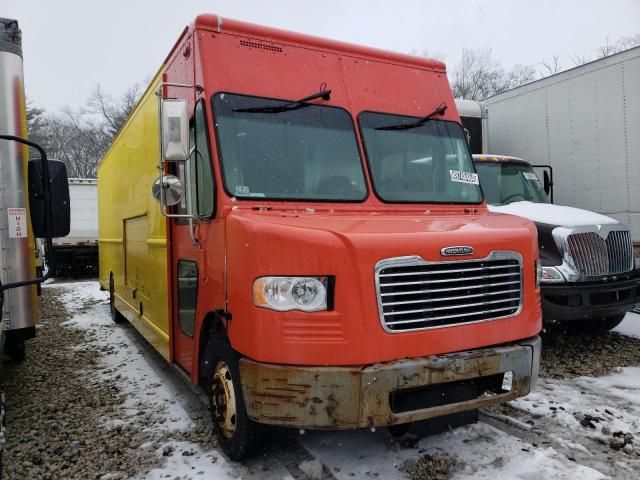 2016 Freightliner Chassis M Line WALK-IN Van