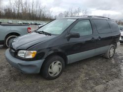 Salvage cars for sale from Copart Leroy, NY: 2000 Toyota Sienna LE