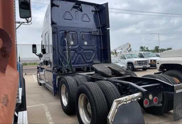 2017 Freightliner Cascadia 125