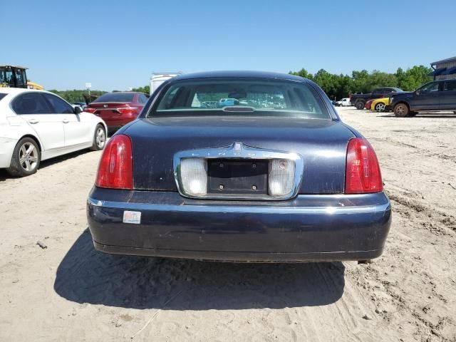 1999 Lincoln Town Car Executive