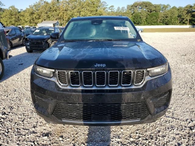 2022 Jeep Grand Cherokee Laredo