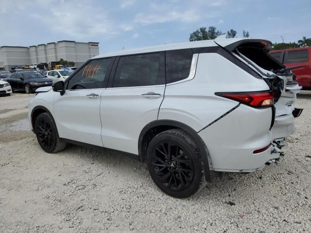 2023 Mitsubishi Outlander SE