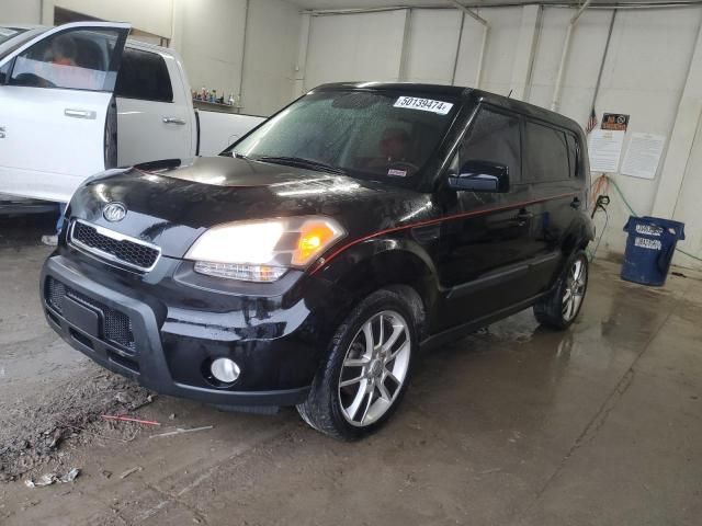 2011 KIA Soul +