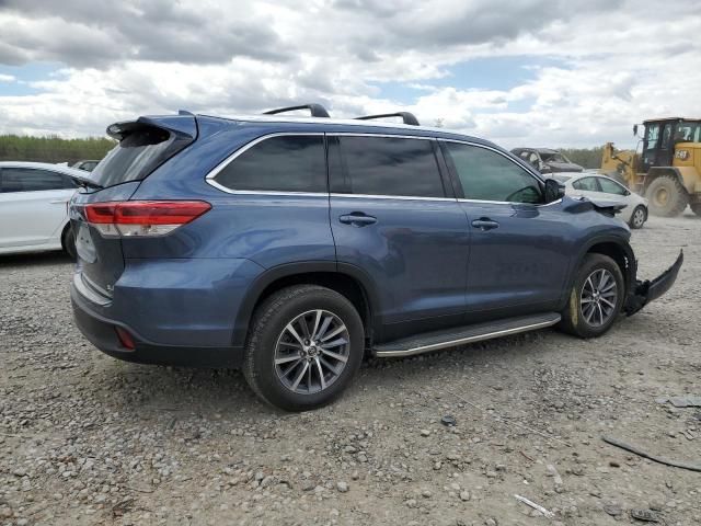 2019 Toyota Highlander SE