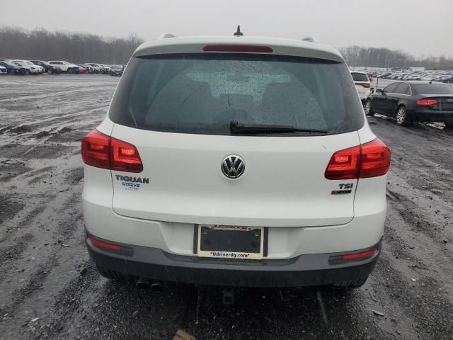 2016 Volkswagen Tiguan S