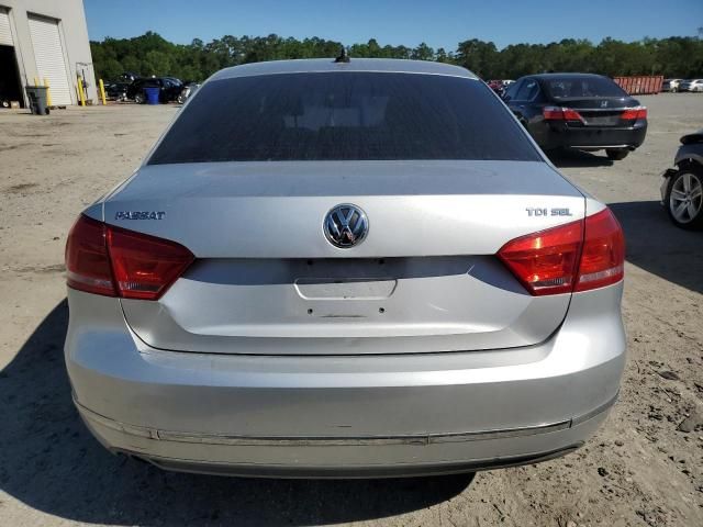 2012 Volkswagen Passat SEL