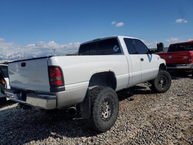 2000 Dodge RAM 2500