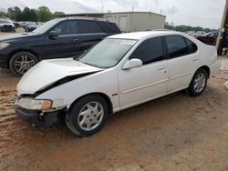 Carros salvage sin ofertas aún a la venta en subasta: 2001 Nissan Altima XE