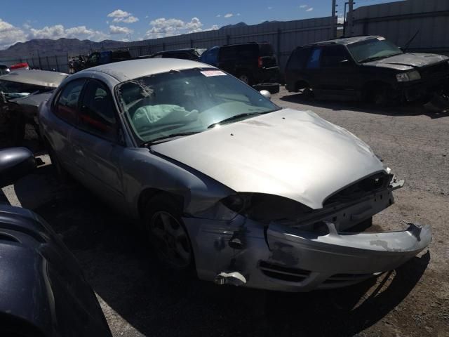 2003 Ford Taurus SE