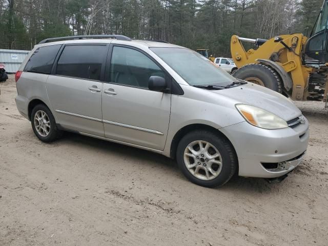 2004 Toyota Sienna XLE