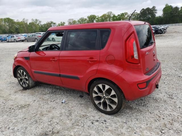 2013 KIA Soul +