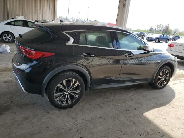 2017 Infiniti QX30 Base