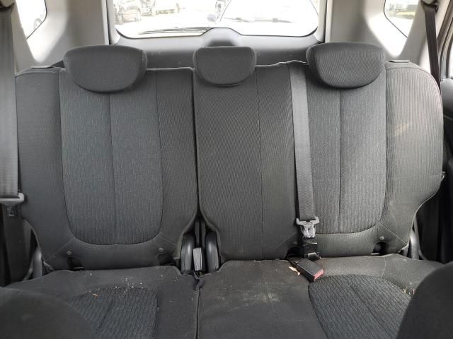 2009 KIA Rondo Base