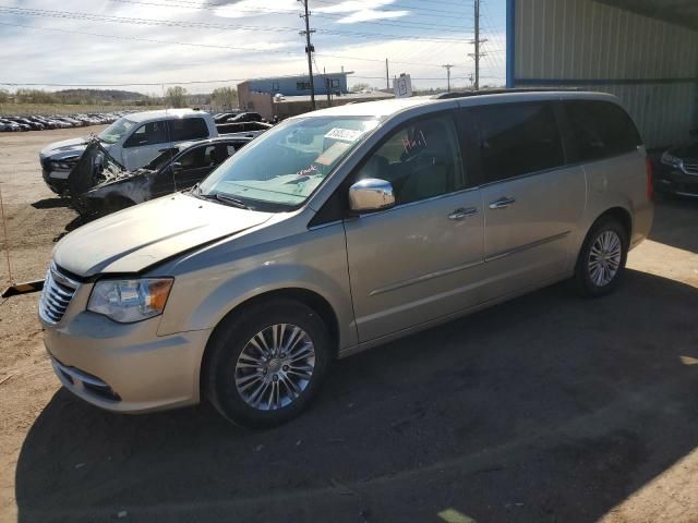 2013 Chrysler Town & Country Touring L