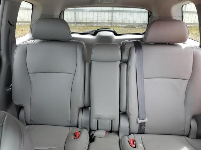 2013 Toyota Highlander Base