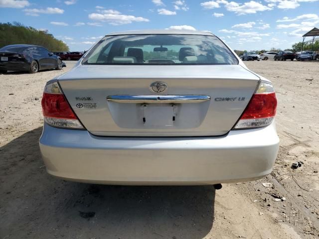 2005 Toyota Camry LE