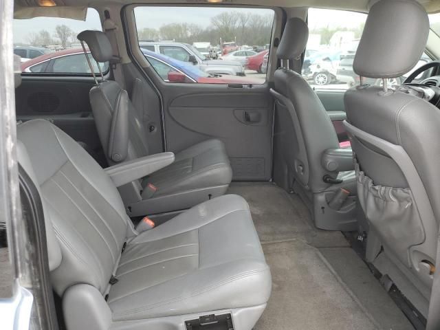 2006 Chrysler Town & Country Touring