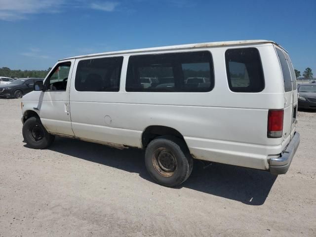 2002 Ford Econoline E350 Super Duty Wagon