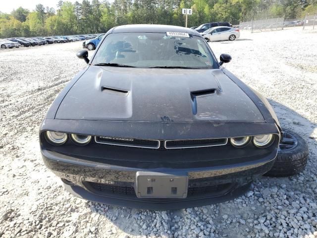 2018 Dodge Challenger SXT