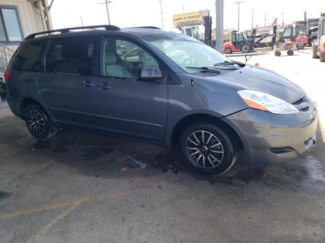 2010 Toyota Sienna CE