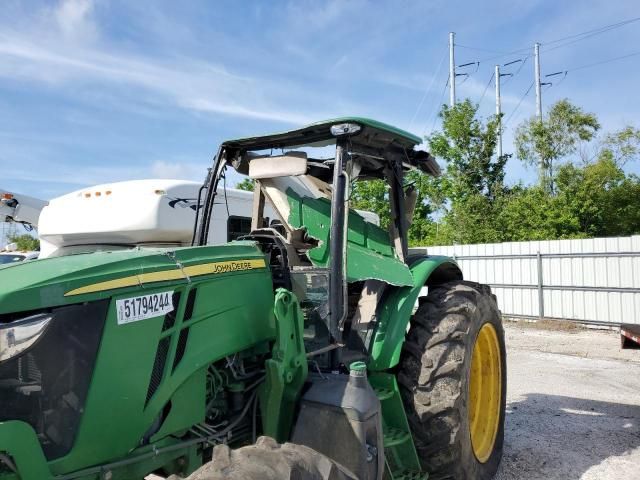 2017 John Deere 6120E