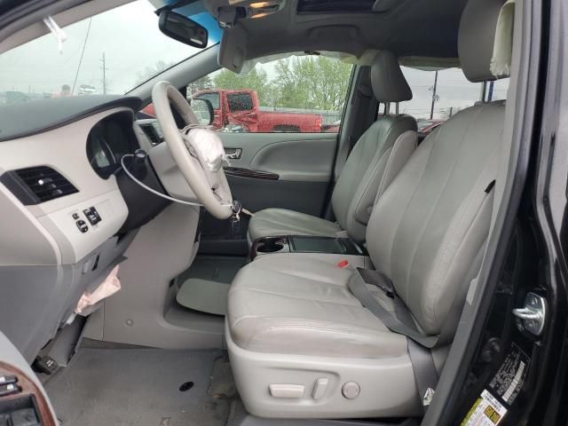 2014 Toyota Sienna XLE